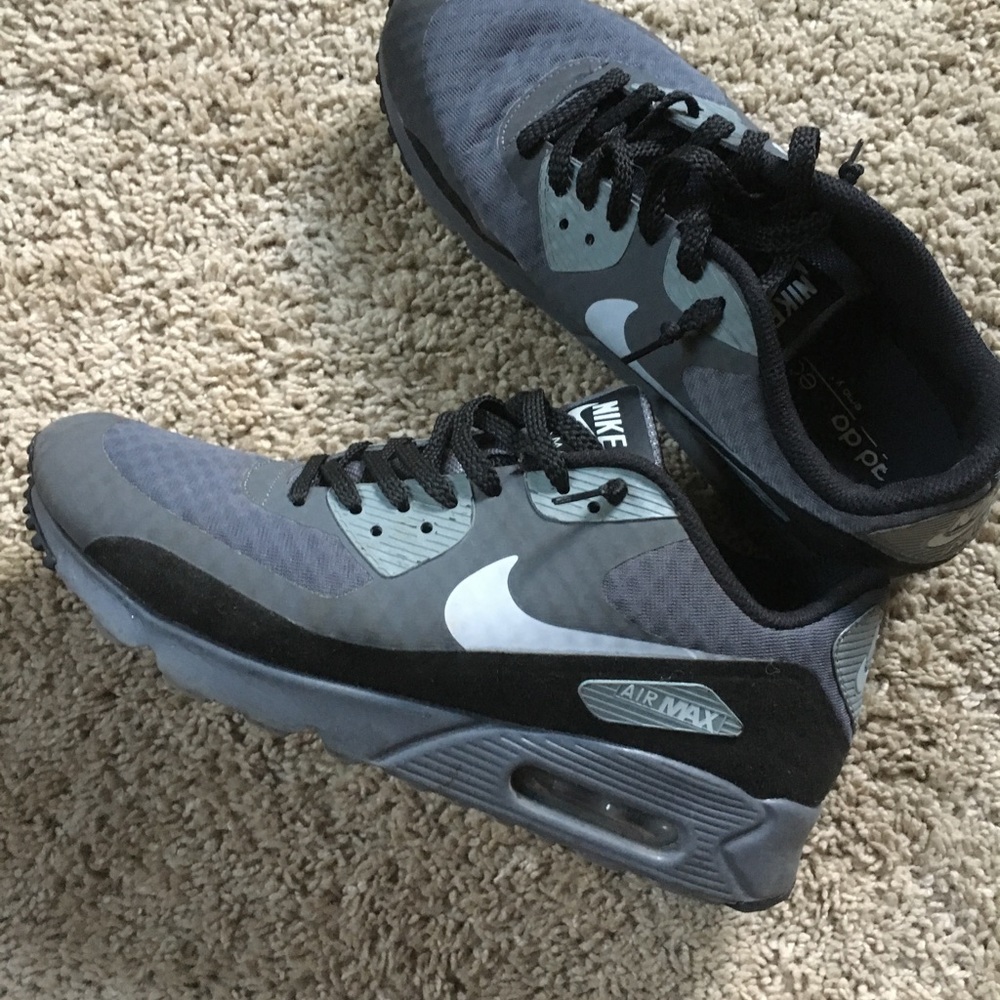 Nike Air Max Gray